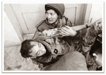 Hai tam hinh trong mot ngay